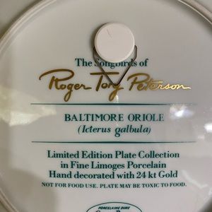 Vintage Accents - Roger Troy Peterson Baltimore Oriole bird plate Vintage Accents - Roger Troy Peterson Baltimore Oriole bird plate